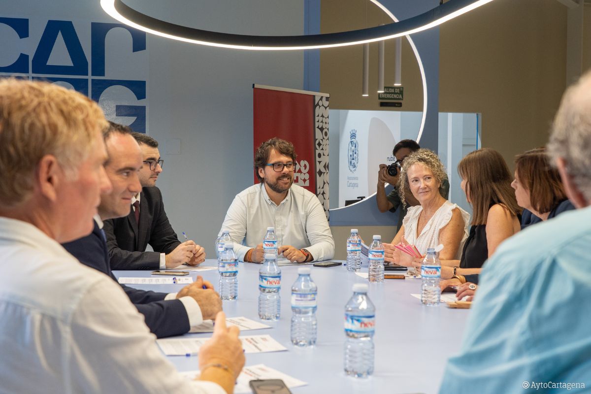 Presentación del Programa Padrino Empresarial.
