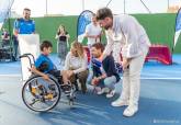 Visita a las nuevas pistas de tenis del Pabell�n Central y clausura del curso de la Escuela municipal de tenis