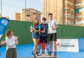 Visita a las nuevas pistas de tenis del Pabell�n Central y clausura del curso de la Escuela municipal de tenis