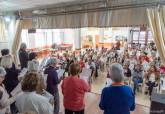 El proyecto Vecino del Barrio re�ne a m�s de un centenar de mayores en una jornada de convivencia en Canteras