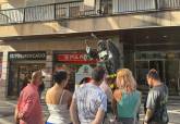 La Unidad de Personas con Discapacidad acerca el patrimonio escult�rico de Cartagena a trav�s de una ruta inclusiva